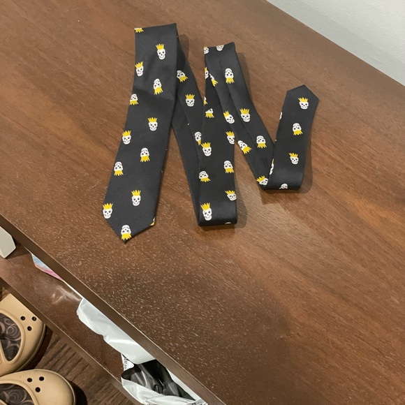 NEW Crewcuts Silk crown skull  Boy’s Tie - Picture 5 of 8